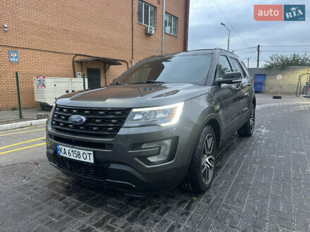 Форд Эксплорер 2017 в Киеве на Automoto.ua Серый Форд Эксплорер, объемом двигателя 3.5 л и пробегом 75 тыс. км за 21500 $, фото 1 на Automoto.ua