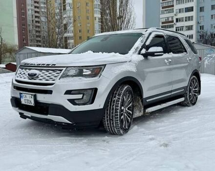 Серый Форд Эксплорер, объемом двигателя 3.5 л и пробегом 189 тыс. км за 17900 $, фото 1 на Automoto.ua