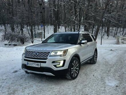 Серый Форд Эксплорер, объемом двигателя 3.5 л и пробегом 190 тыс. км за 22000 $, фото 1 на Automoto.ua