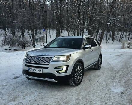 Серый Форд Эксплорер, объемом двигателя 3.5 л и пробегом 190 тыс. км за 22000 $, фото 1 на Automoto.ua