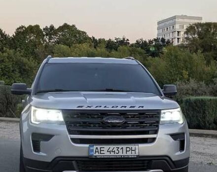 Сірий Форд Експлорер, об'ємом двигуна 3.5 л та пробігом 171 тис. км за 18700 $, фото 1 на Automoto.ua