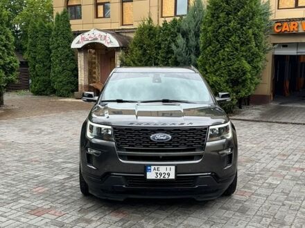 Сірий Форд Експлорер, об'ємом двигуна 3.5 л та пробігом 131 тис. км за 26350 $, фото 1 на Automoto.ua