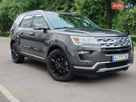 Форд Эксплорер 2018 в Киеве на Automoto.ua Серый Форд Эксплорер, объемом двигателя 3.5 л и пробегом 135 тыс. км за 24800 $, фото 1 на Automoto.ua