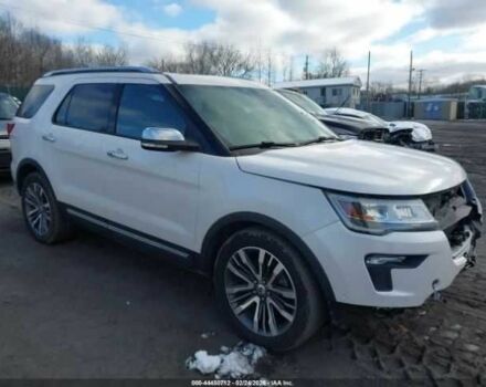 Серый Форд Эксплорер, объемом двигателя 3.5 л и пробегом 126 тыс. км за 3250 $, фото 1 на Automoto.ua