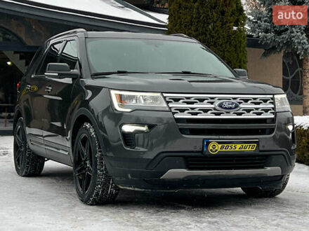 Сірий Форд Експлорер, об'ємом двигуна 3.5 л та пробігом 130 тис. км за 19200 $, фото 1 на Automoto.ua