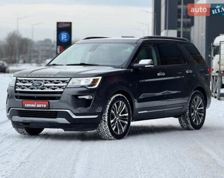 Серый Форд Эксплорер, объемом двигателя 3.5 л и пробегом 161 тыс. км за 21400 $, фото 1 на Automoto.ua