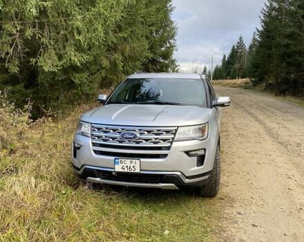 Серый Форд Эксплорер, объемом двигателя 3.5 л и пробегом 136 тыс. км за 26100 $, фото 1 на Automoto.ua