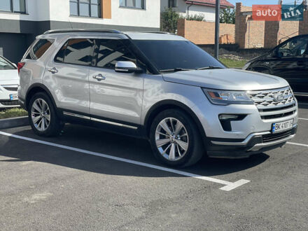 Форд Эксплорер 2019 в Ровно на Automoto.ua Серый Форд Эксплорер, объемом двигателя 3.5 л и пробегом 89 тыс. км за 22700 $, фото 1 на Automoto.ua