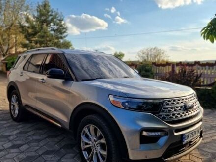 Серый Форд Эксплорер, объемом двигателя 2.3 л и пробегом 113 тыс. км за 33500 $, фото 1 на Automoto.ua