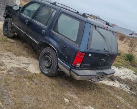 Синій Форд Експлорер, об'ємом двигуна 4 л та пробігом 300 тис. км за 1700 $, фото 59 на Automoto.ua