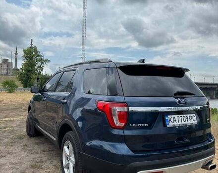 Синій Форд Експлорер, об'ємом двигуна 2.3 л та пробігом 118 тис. км за 16500 $, фото 3 на Automoto.ua
