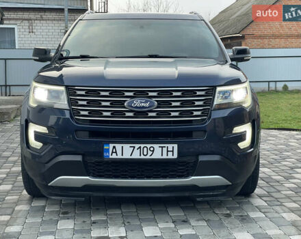 Синій Форд Експлорер, об'ємом двигуна 3.5 л та пробігом 205 тис. км за 16900 $, фото 6 на Automoto.ua