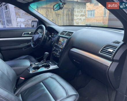 Синій Форд Експлорер, об'ємом двигуна 3.5 л та пробігом 205 тис. км за 16900 $, фото 47 на Automoto.ua