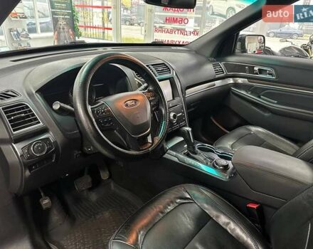 Синій Форд Експлорер, об'ємом двигуна 3.5 л та пробігом 232 тис. км за 15490 $, фото 21 на Automoto.ua