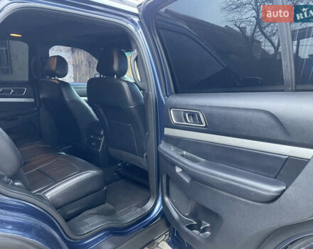 Синій Форд Експлорер, об'ємом двигуна 3.5 л та пробігом 205 тис. км за 16900 $, фото 62 на Automoto.ua