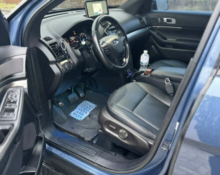 Синій Форд Експлорер, об'ємом двигуна 3.7 л та пробігом 249 тис. км за 15500 $, фото 10 на Automoto.ua