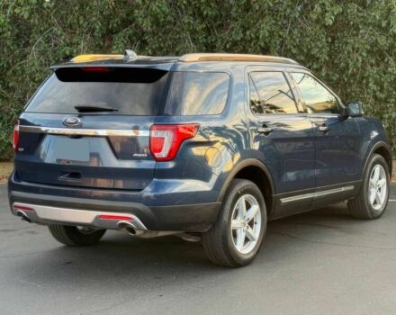 Форд Эксплорер 2017 в Киеве на Automoto.ua Синий Форд Эксплорер, объемом двигателя 3.5 л и пробегом 59 тыс. км за 18000 $, фото 4 на Automoto.ua
