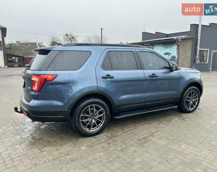 Синій Форд Експлорер, об'ємом двигуна 3.7 л та пробігом 249 тис. км за 15500 $, фото 4 на Automoto.ua