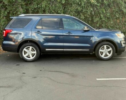 Форд Эксплорер 2017 в Киеве на Automoto.ua Синий Форд Эксплорер, объемом двигателя 3.5 л и пробегом 59 тыс. км за 18000 $, фото 2 на Automoto.ua