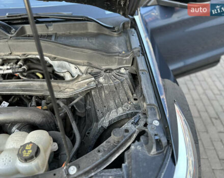 Синій Форд Експлорер, об'ємом двигуна 2.96 л та пробігом 106 тис. км за 30000 $, фото 42 на Automoto.ua