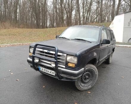 Синій Форд Експлорер, об'ємом двигуна 4 л та пробігом 250 тис. км за 1600 $, фото 1 на Automoto.ua