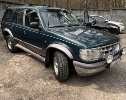 Зеленый Форд Эксплорер, объемом двигателя 3.96 л и пробегом 250 тыс. км за 3500 $, фото 1 на Automoto.ua