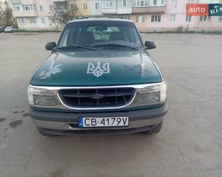 Зелений Форд Експлорер, об'ємом двигуна 4 л та пробігом 224 тис. км за 3500 $, фото 4 на Automoto.ua