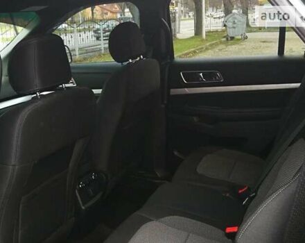 Зеленый Форд Эксплорер, объемом двигателя 2.29 л и пробегом 48 тыс. км за 17000 $, фото 6 на Automoto.ua