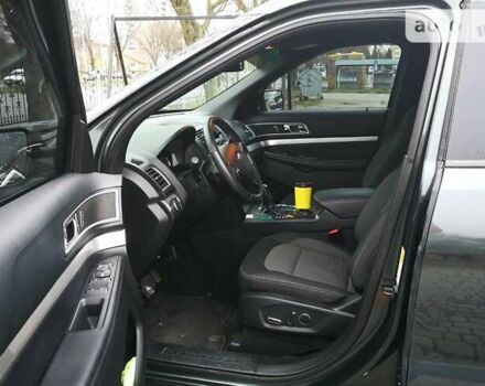 Зеленый Форд Эксплорер, объемом двигателя 2.29 л и пробегом 48 тыс. км за 17000 $, фото 5 на Automoto.ua