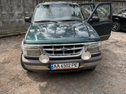 Форд Эксплорер 1995 в Киеве на Automoto.ua Зеленый Форд Эксплорер, объемом двигателя 3.96 л и пробегом 250 тыс. км за 3500 $, фото 1 на Automoto.ua