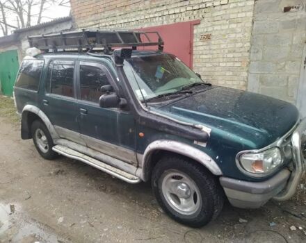 Зеленый Форд Эксплорер, объемом двигателя 4 л и пробегом 300 тыс. км за 2300 $, фото 1 на Automoto.ua