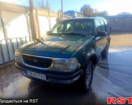 Зеленый Форд Эксплорер, объемом двигателя 4 л и пробегом 224 тыс. км за 3500 $, фото 1 на Automoto.ua