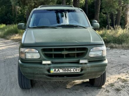 Форд Експлорер 1997 у Василькове на Automoto.ua Зелений Форд Експлорер, об'ємом двигуна 4 л та пробігом 278 тис. км за 3700 $, фото 1 на Automoto.ua