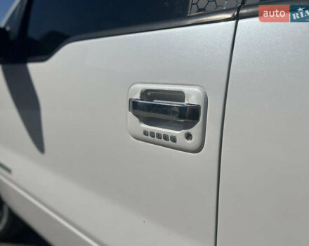 Белый Форд Ф-150, объемом двигателя 3.5 л и пробегом 262 тыс. км за 27000 $, фото 10 на Automoto.ua