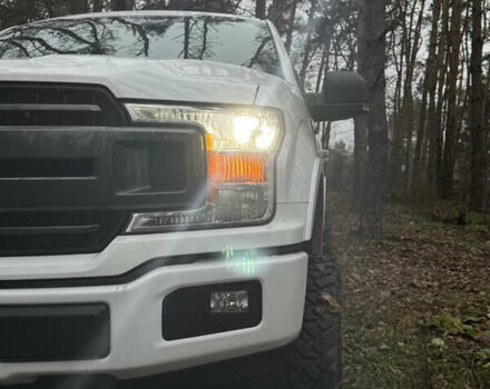 Білий Форд Ф-150, об'ємом двигуна 2.69 л та пробігом 118 тис. км за 29999 $, фото 5 на Automoto.ua