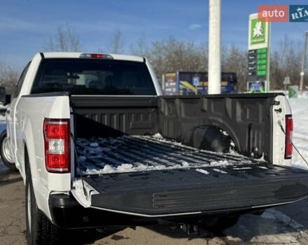 Белый Форд Ф-150, объемом двигателя 2.7 л и пробегом 46 тыс. км за 24000 $, фото 11 на Automoto.ua