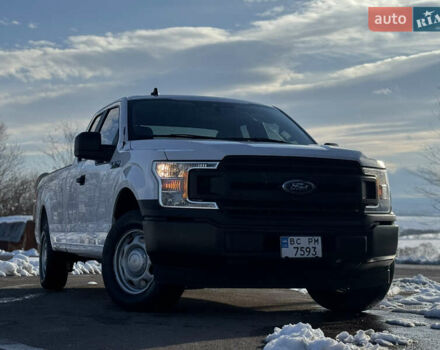 Белый Форд Ф-150, объемом двигателя 2.7 л и пробегом 46 тыс. км за 24000 $, фото 2 на Automoto.ua