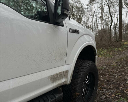 Білий Форд Ф-150, об'ємом двигуна 2.69 л та пробігом 118 тис. км за 29999 $, фото 12 на Automoto.ua