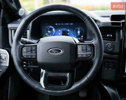 Форд Ф-150 2023 в Тернополе на Automoto.ua Белый Форд Ф-150, объемом двигателя 0 л и пробегом 39 тыс. км за 70000 $, фото 22 на Automoto.ua