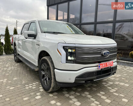 Белый Форд Ф-150, объемом двигателя 0 л и пробегом 68 тыс. км за 43500 $, фото 2 на Automoto.ua