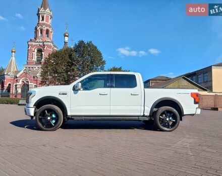 Білий Форд Ф-150, об'ємом двигуна 0 л та пробігом 9 тис. км за 48900 $, фото 7 на Automoto.ua