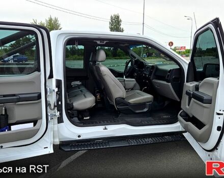 Белый Форд Ф-150, объемом двигателя 5 л и пробегом 91 тыс. км за 39000 $, фото 5 на Automoto.ua