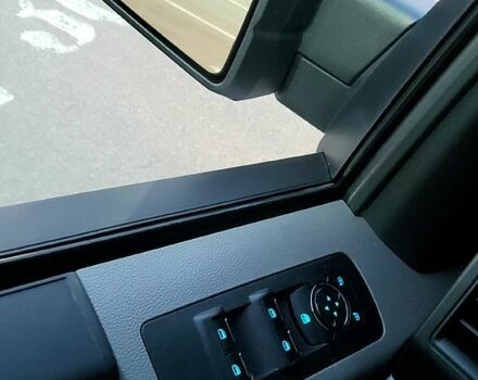 Белый Форд Ф-150, объемом двигателя 5 л и пробегом 91 тыс. км за 39000 $, фото 3 на Automoto.ua