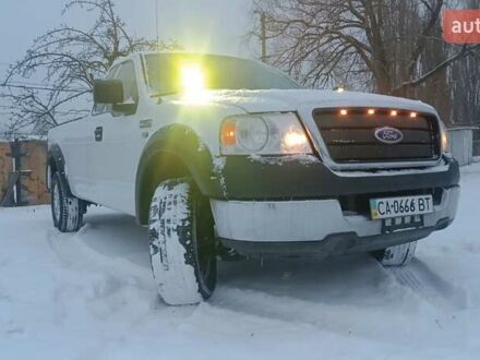 Білий Форд Ф-150, об'ємом двигуна 4.2 л та пробігом 160 тис. км за 9000 $, фото 1 на Automoto.ua