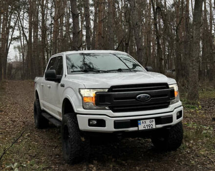 Белый Форд Ф-150, объемом двигателя 2.69 л и пробегом 118 тыс. км за 29999 $, фото 1 на Automoto.ua