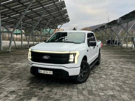 Білий Форд Ф-150, об'ємом двигуна 0 л та пробігом 8 тис. км за 33500 $, фото 1 на Automoto.ua