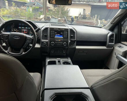 Черный Форд Ф-150, объемом двигателя 2.7 л и пробегом 299 тыс. км за 19100 $, фото 19 на Automoto.ua