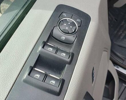 Чорний Форд Ф-150, об'ємом двигуна 2.72 л та пробігом 31 тис. км за 26000 $, фото 12 на Automoto.ua