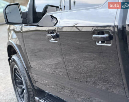 Черный Форд Ф-150, объемом двигателя 2.7 л и пробегом 190 тыс. км за 32500 $, фото 71 на Automoto.ua