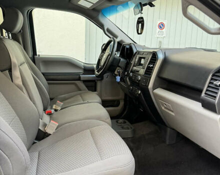 Черный Форд Ф-150, объемом двигателя 2.69 л и пробегом 94 тыс. км за 33000 $, фото 10 на Automoto.ua